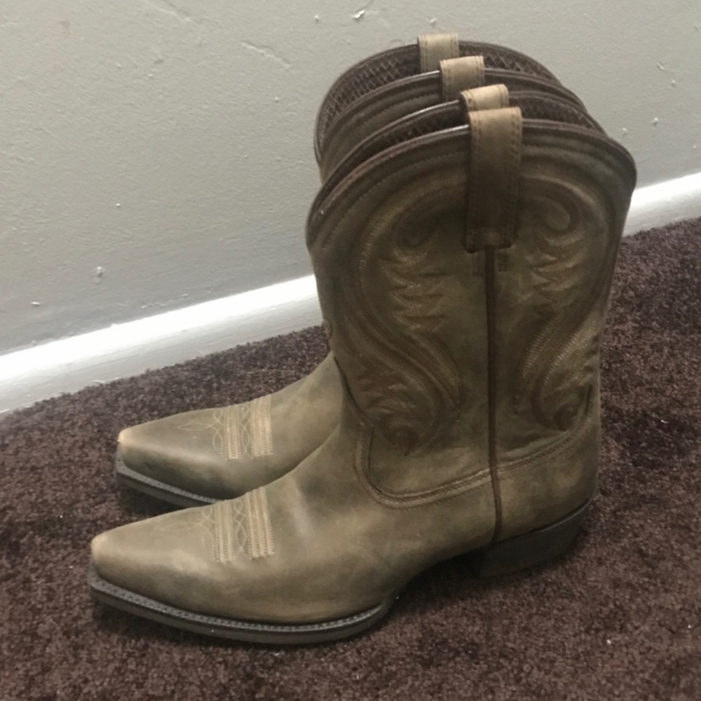 Cowboy / Cowgirl Boots